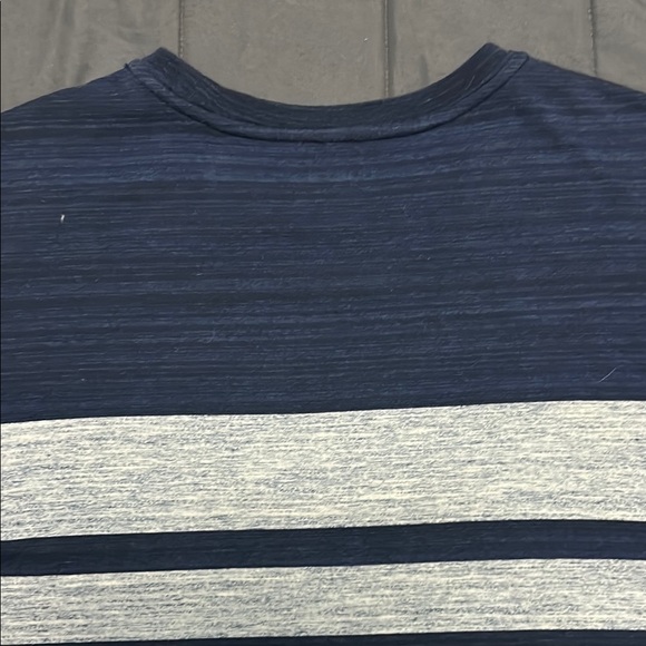 American Eagle Pocket Tee - Picture 7 of 8
